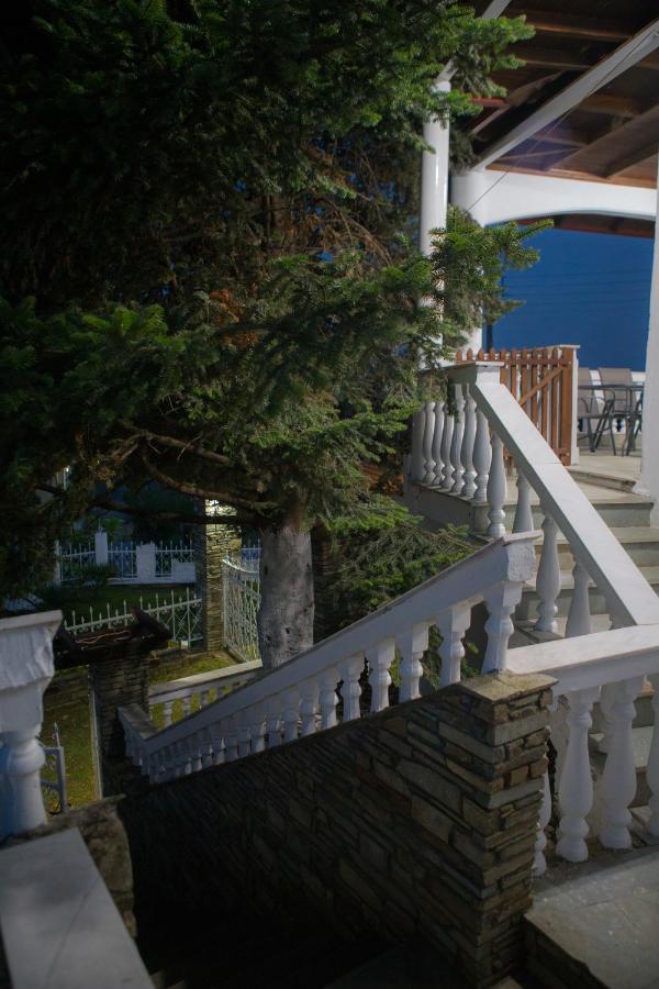 Villa Paradisos Likostomon Exteriér fotografie