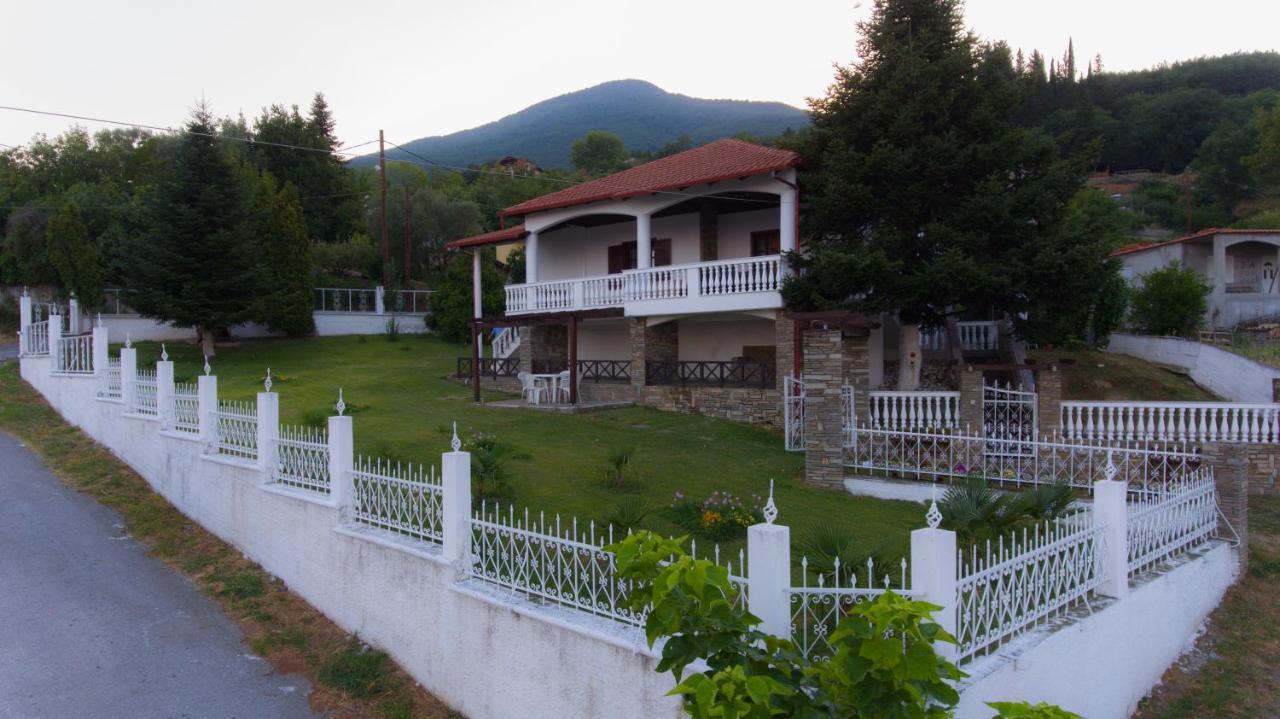 Villa Paradisos Likostomon Exteriér fotografie